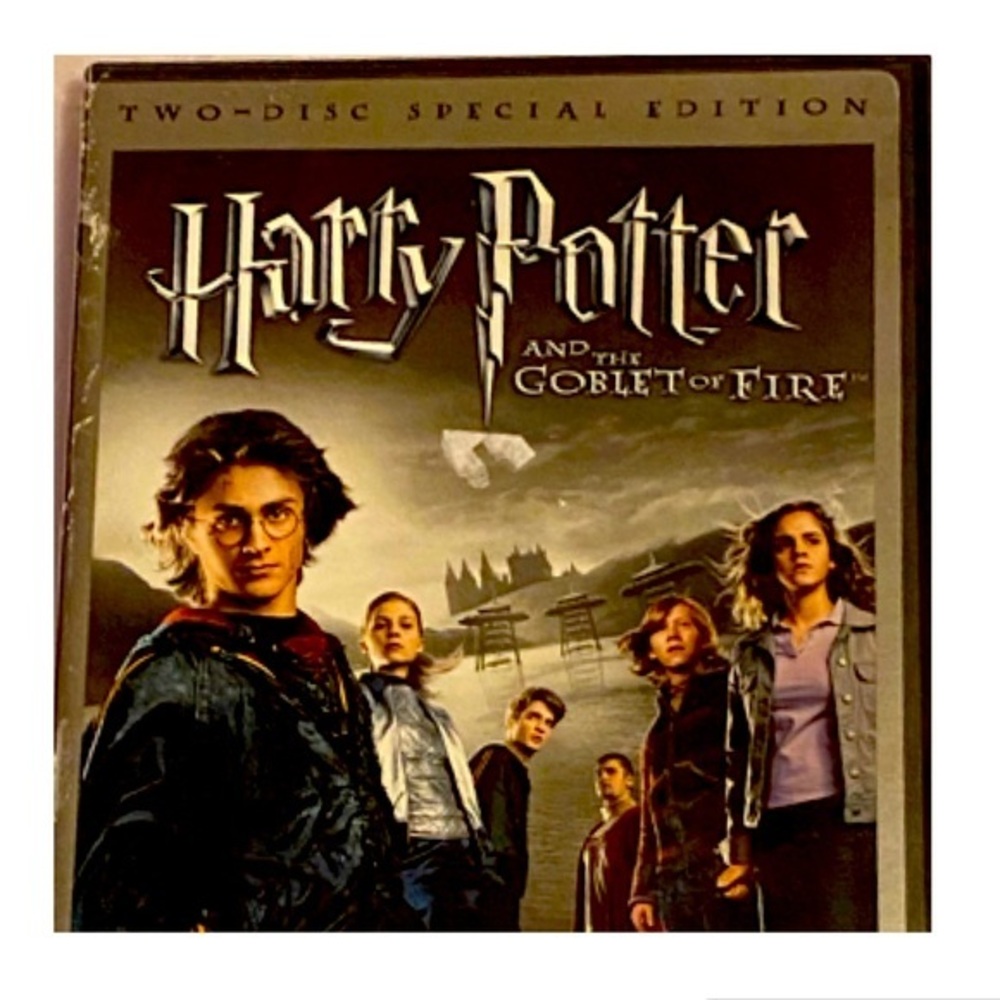Harry Potter and the Goblet of Fire (Two-Disc Deluxe Widescreen Edition)